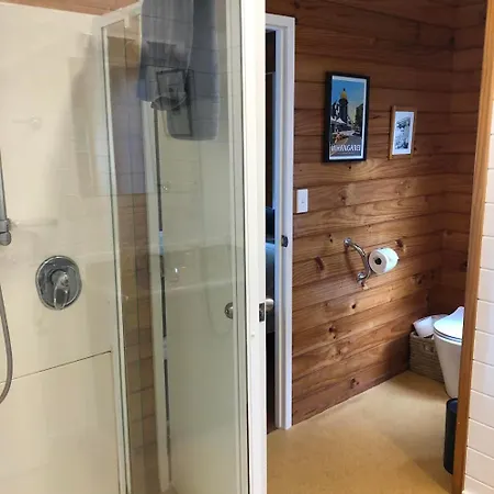 Oakura Bay Absolute Beachfront Holiday Home Hikurangi Exterior photo