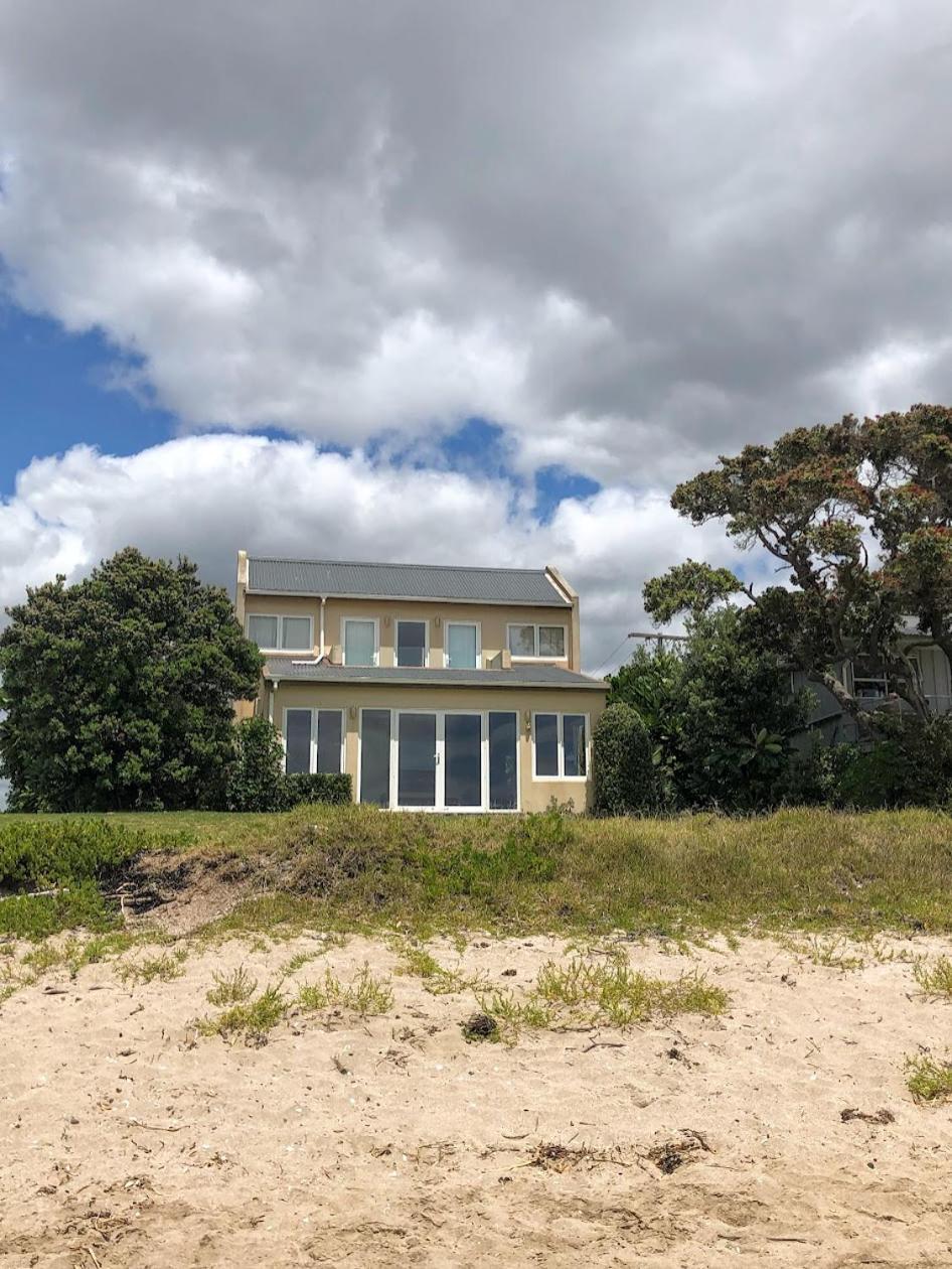 Oakura Bay Absolute Beachfront